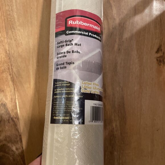 Rubbermaid Commercial 1982726 Safti Grip Latex-Free Vinyl Bath Mat - White New - Picture 2 of 3